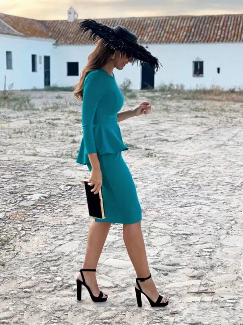 Mariquita Trasquilá Invités - 50 €. | Robes Courtes^ROBE DE SOIREE PEPLUM SARA Azulpato